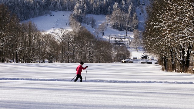 Fremdenverkehr: Auch für Langläufer kann der Lenggrieser Winter reizvoll sein. So einsam ist es allerdings selten.
