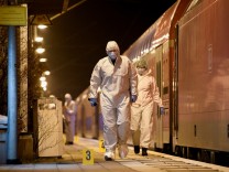 Schleswig-Holstein: Messerattacke in Regionalzug – was bisher bekannt ist