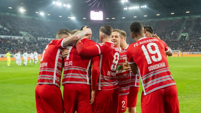 Bundesliga: Der FC Augsburg besiegte Gladbach 1:0 und kann nun etwas entspannter auf die Tabelle schauen.