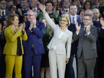 Wahlen in Niederösterreich: Panikmache, aber demonstrativ gut gelaunt