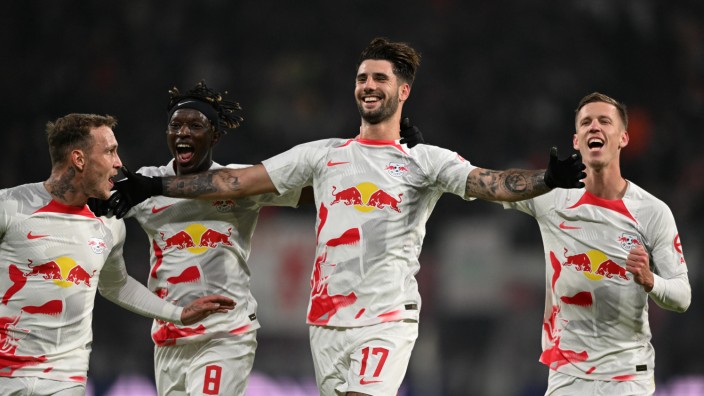 Bundesliga: Leipzigs Dominik Szoboszlai bejubelt seinen Treffer zum 1:0 gegen Stuttgart.