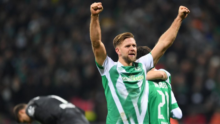 Werder Bremen in der Bundesliga: Torjubel Nummer zwölf und 13 in dieser Saison: Niclas Füllkrug beim Werder-Sieg gegen Wolfsburg.