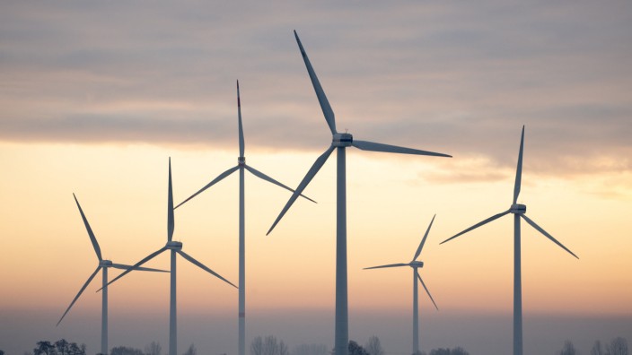 Industriepolitik: EU-Staaten sollen einfacher Hilfen für klimafreundliche Industrieprojekte zahlen können, etwa für den Bau von Windkraftanlagen.