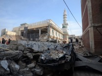 Pakistan: Selbstmordanschlag in Moschee: Verdächtiger trug Polizeiuniform