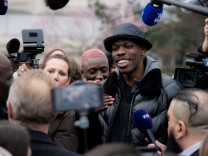 “Der Wahlkämpfer” auf Netflix: Es läuft was schief in Frankreich