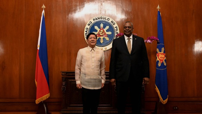 US-Verteidigungsminister in Manila: US-Verteidigungsminister Lloyd Austin zu Besuch bei Ferdinand Marcos Jr., dem Präsidenten der Philippinen