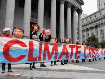 SZ-Klimakolumne: Welche Verantwortung tragen Konzerne an der Klimakrise?
