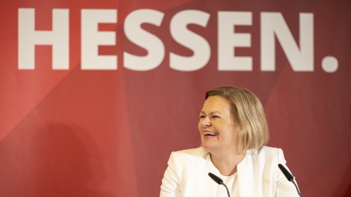 Hessen: Bundesinnenministerin Nancy Faeser spricht auf dem Hessengipfel. Sie wird als Spitzenkandidatin der SPD bei der Landtagswahl in Hessen antreten.