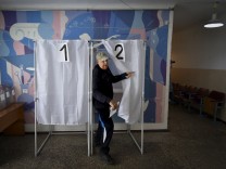 Liveblog zum Krieg in der Ukraine: Russland plant angeblich Wahlen in besetzten Gebieten