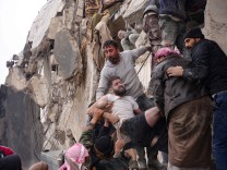 Syrien und Türkei: Mehr als 2000 Tote – weiteres Beben zur Mittagszeit