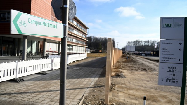 U-Bahn-Bau: Die Schneise für die Verlängerung der U-Bahn ist schon zu sehen, denn der eigentliche Baubeginn war bereits im November.