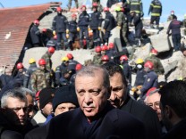 Erdbeben in der Türkei: Vorwürfe gegen Erdoğan