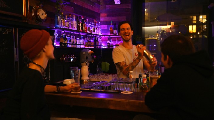 "Taubenschlag"-Bar: In der Taubenschlagbar fühlt man sich von der ersten Sekunde an wohl und willkommen.