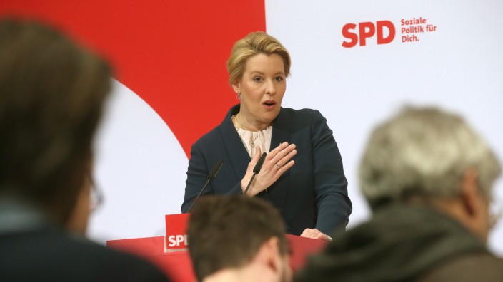 SZ am Abend: Franziska Giffey (SPD) ist die Regierende Bürgermeisterin von Berlin. Die Frage ist, ob sie das auch nach der Wiederholungswahl vom Sonntag bleibt.