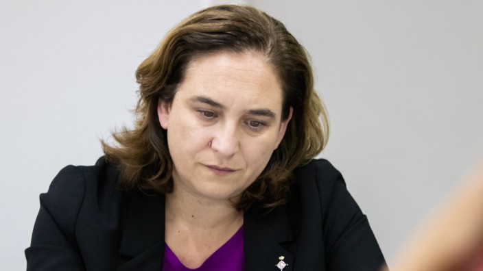Die Bürgermeisterin von Barcelona, Ada Colau, übt heftige Kritik an Israels Umgang mit den Palästinensern.