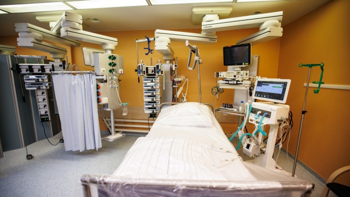 Krankenhausfinanzierung: Eine solche Ausstattung kostet: ein freies Intensivbett in Gauting.