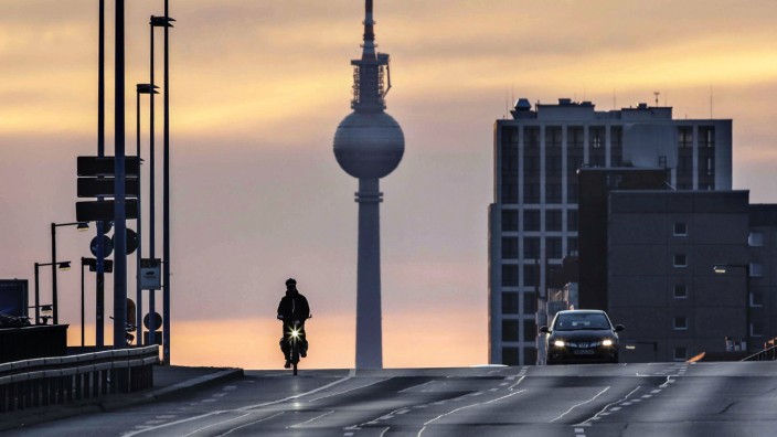 Mobilität und Klimaschutz: In Großstädten wie Berlin führen mehr als 40 Prozent der Autofahrten über eine Strecke, die kürzer ist als fünf Kilometer.