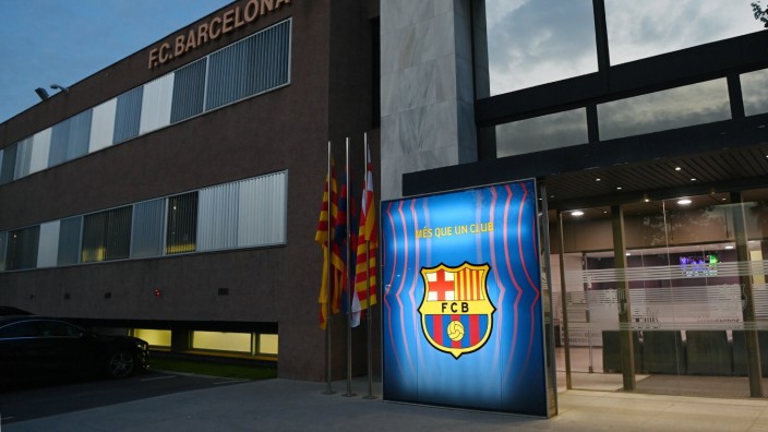 Barças Schiedsrichter-Affäre: Dunkle Geschäfte? Hinter den Türen des FC Barcelona vermuten Konkurrenten unsportliche Praktiken.