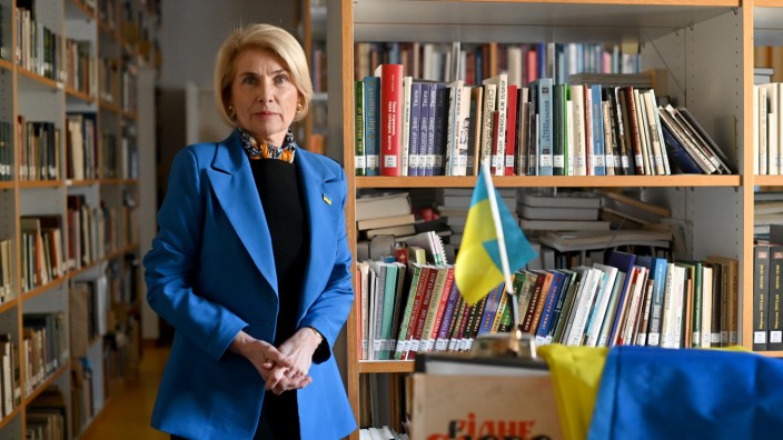 Ein Jahr Ukraine-Krieg: Uni-Rektorin Maria Pryshlak: Seit dem russischen Angriff haben sich ihre Aufgaben an der Ukrainische Freien Universität in München drastisch verändert.