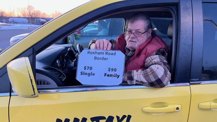 USA: Ein Taxifahrer bringt Migranten an die kanadische Grenze