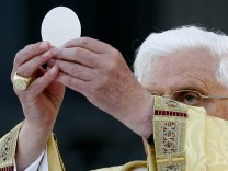 Missbrauchsfall Priester H.: Dokument belastet verstorbenen Papst Benedikt XVI.