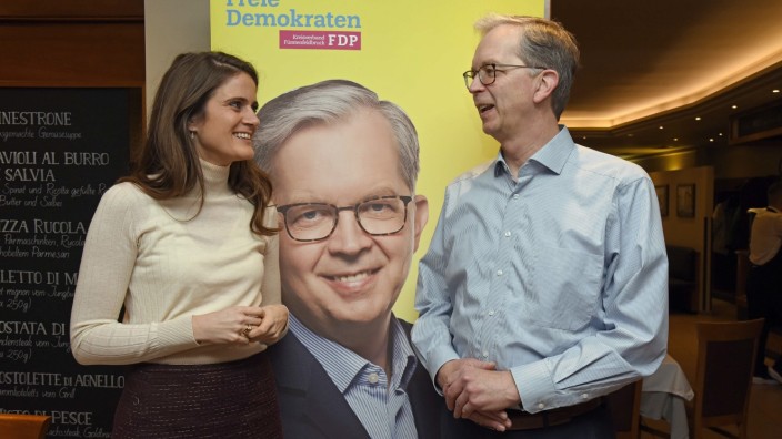 Politischer Ascherdonnerstag: Landtagskandidaten: Susanne Seehofer, Tochter des ehemaligen bayerischen CSU-Ministerpräsidenten Horst Seehofer, und Ulrich Bode.