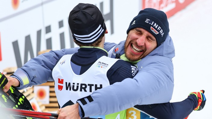 Ski Nordisch-WM: Die zwölfte und am wenigsten erwartete Medaille: Für das DSV-Team jubeln diesmal die Langläufer Friedrich Moch (links) und Jonas Dobler.