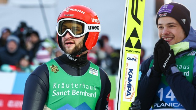 Nordic Ski World Championships: Dissatisfied with the inrun length: ski jumper Markus Eisenbichler (left).