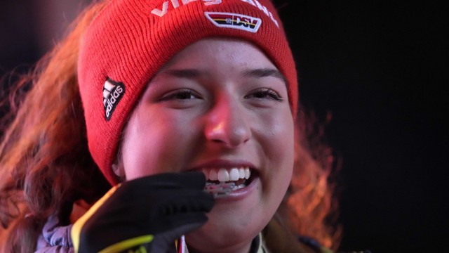 Ski -Nordisch-WM: Zukunftshoffnung in einem Sport mit ungewisser Zukunft: Nathalie Armbruster freut sich trotzdem über WM-Silber in der Kombination.
