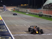Formel 1: Verstappen gewinnt den Auftakt