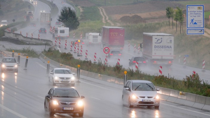 Verkehrspolitik: Den weiteren Ausbau von Straßen, darunter auch Autobahnen, lehnen die Grünen im Bayerischen Landtag ab.