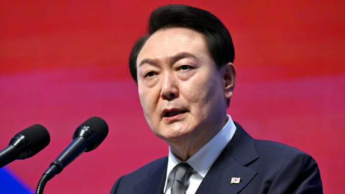 Japan und Korea: Der südkoreanische Präsident Yoon Suk-yeol spricht am 1. März in Seoul über eine gute Nachbarschaft mit Japan - zum Ärger etlicher Aktivisten.