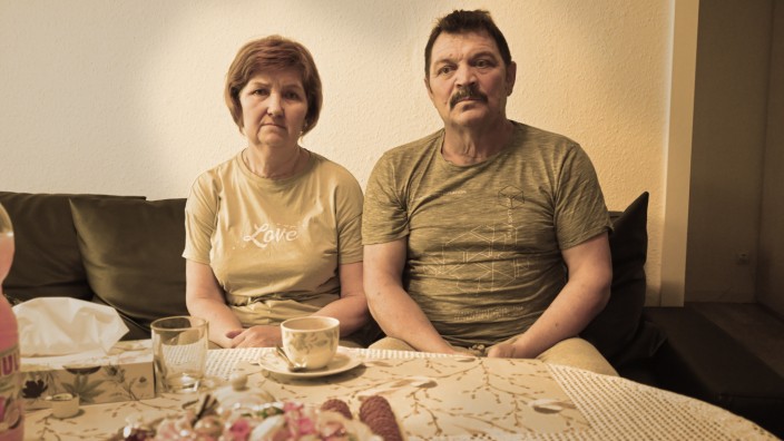 Ukraine: Manchmal ruft Walentina Honchar auf dem Handy ihres Sohnes an und spricht ihm auf die Mailbox. Was sie sagt? Dass sie ihn liebe, dass sie auf ihn warten, sie und Witali Honchar, der Vater.