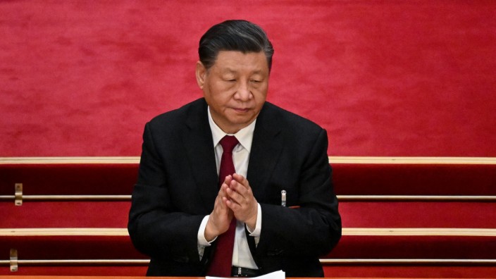China: Chinas Staats- und Parteichef Xi Jinping wirft den USA und dem Westen vor, den Aufstieg seines Landes in der Welt bremsen zu wollen.