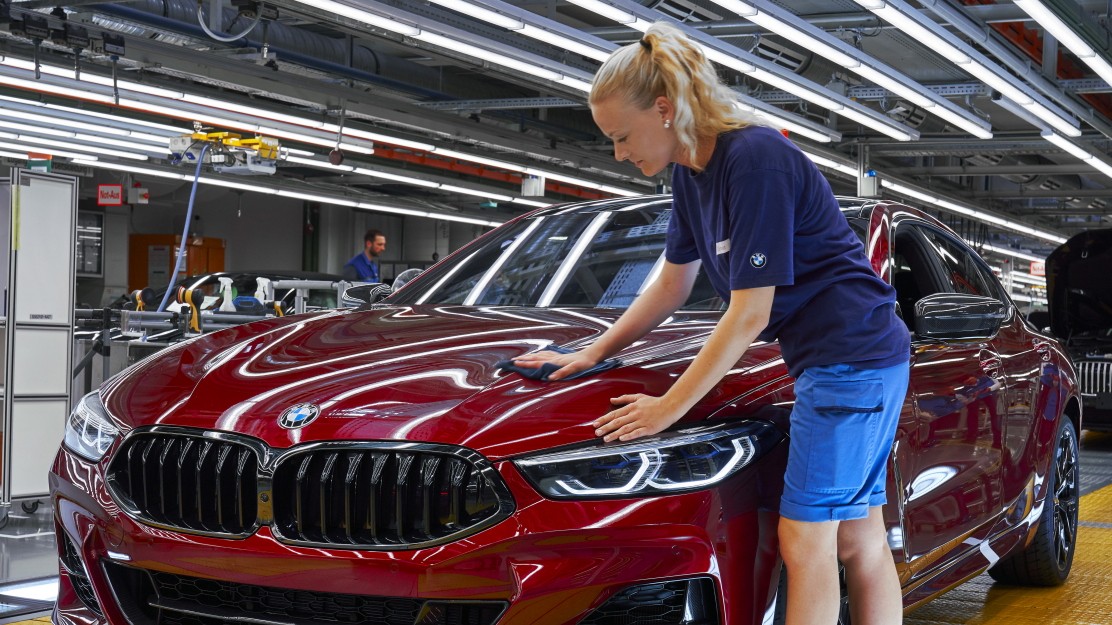  El mismo salario por el mismo trabajo: ahora una realidad en BMW - Munich - SZ.de