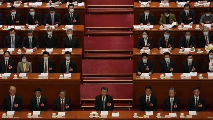 Kritische Infrastrukturen: Hochtechnologie und autoritärer Staat: Chinas Präsident Xi Jinping beim Nationalen Volkskongress in Peking.