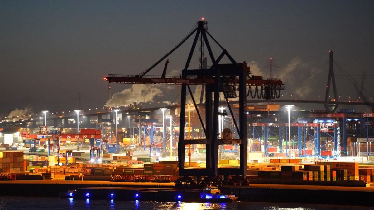 German ports – containers from China dominate – economy
