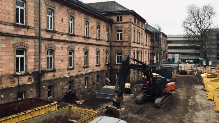 NS-Medizinverbrechen: Der verbliebene Gebäudeflügel der historischen Heil- und Pflegeanstalt in Erlangen soll universitären Forschungseinrichtungen weichen. Die sogenannte Hupfla wurde in der Nazi-Zeit zum Ort von NS-Medizinverbrechen, der "Euthanasie".