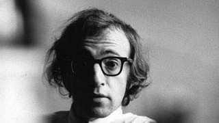 Woody Allen: Allen. Woody Allen. Auch rote Haare und eine dicke Brille können unverwechselbar machen
