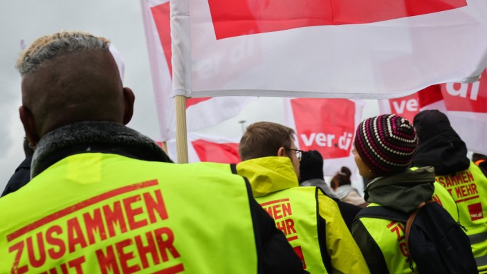 Öffentlicher Dienst: Auch im Landkreis Freising sind Beschäftigte im öffentlichen Dienst nun zu Warnstreiks aufgerufen.