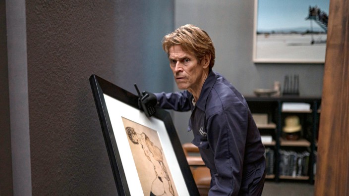 Neu in Kino & Streaming: Willem Dafoe als Kunstdieb in einer Szene des Films "Inside".