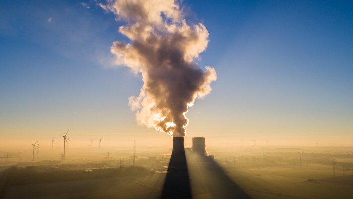 Klimaschutz: Technologieoffenheit in die Vergangenheit: Das Kohlekraftwerk Mehrum im niedersächsischen Landkreis Peine ist seit 2022 als "Marktrückkehrer" wieder am Netz.