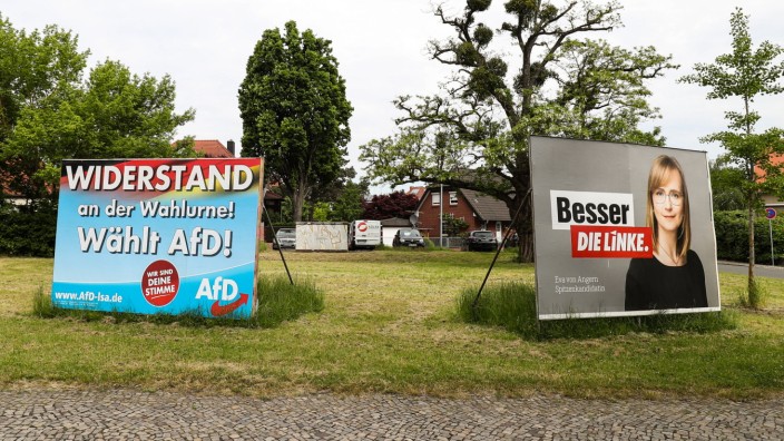 Die Linke: Zwei Parteien für "Unzufriedenheitswähler" in harter Konkurrenz: Plakate von AfD und Linken für die Bundestagswahl 2021.