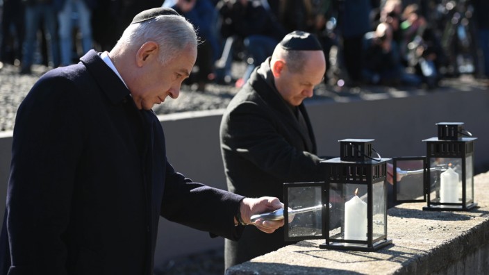 Israel: Israels Premier Benjamin Netanjahu und Kanzler Olaf Scholz haben gemeinsam das Mahnmal Gleis 17 in Berlin-Grunewald besucht.