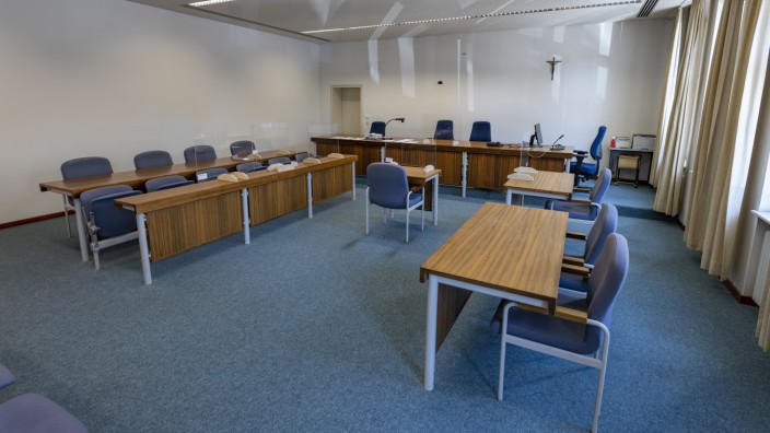 Amtsgericht Erding: Der Sitzungssaal 1 ist der größte Saal für Strafsachenverhandlungen im Amtsgericht Erding.