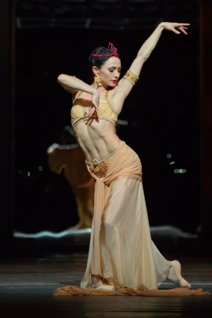 Kultur-Tipps: Welches Medium wäre für die Darstellung des Lebens der Mata Hari besser geeignet als ein Ballett? Szene aus "Mata Hari" des Het Nationale Ballet.