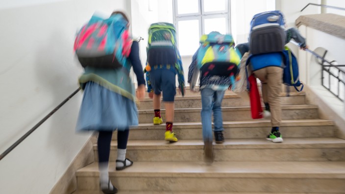 Politik in München: "Schule muss alle Kinder bestmöglich auf die Zukunft vorbereiten", sagt Florian Kohl von der GEW.