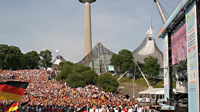 EM ohne Fanfeste: Sommermärchen 2006: Fanfest im Olympiapark.