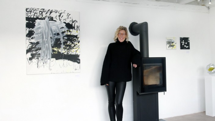 Ausstellung in Utting: Cornelia Hesse im Raum B1 am Uttinger Bahnhof.