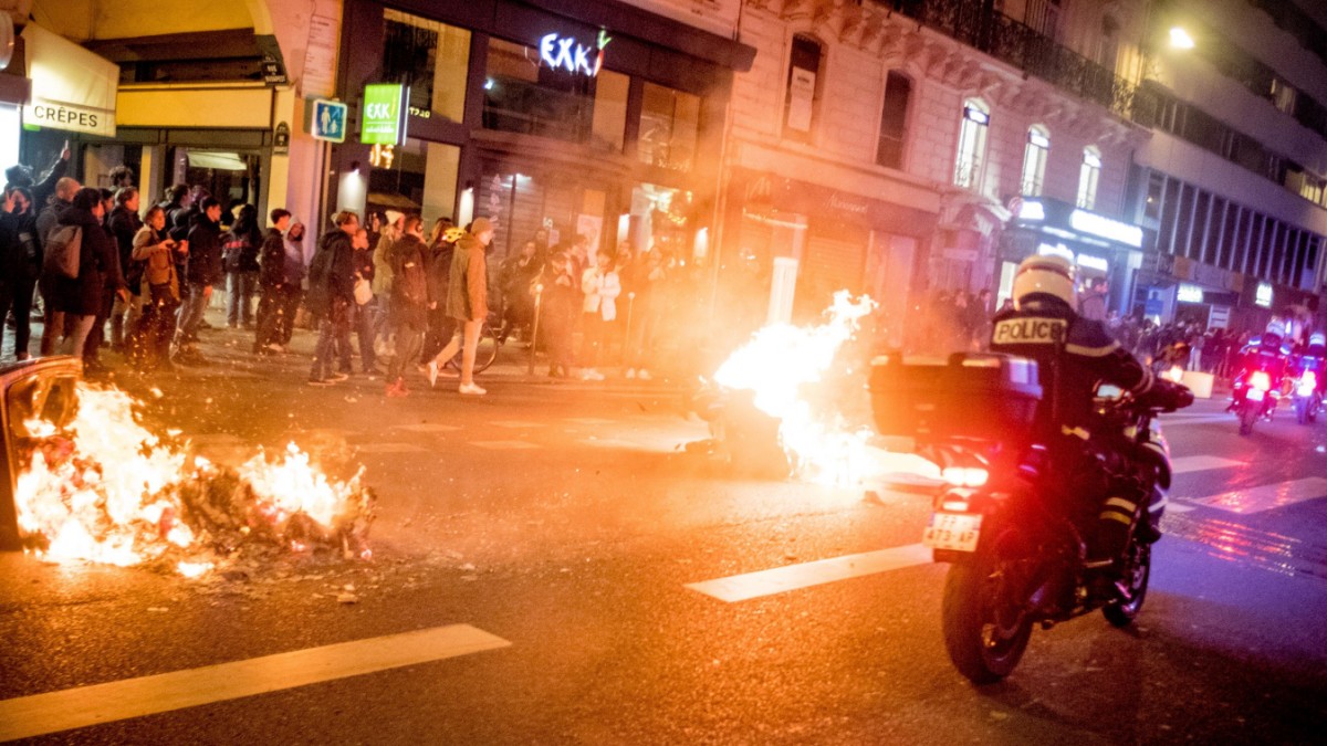 Paris: 142 arrests in protests against pension reform – Politics